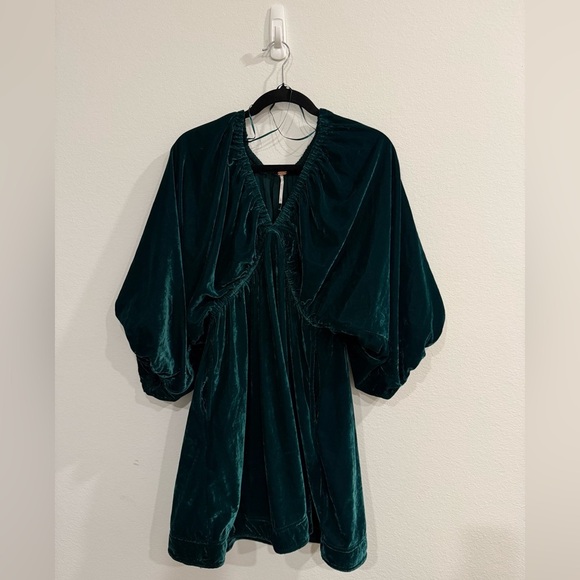 NWOT Free People Uncut Emerald Velvet Dress - Picture 6 of 6
